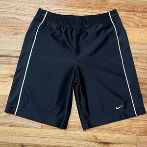 Nike Boys Shorts Size S 7/8